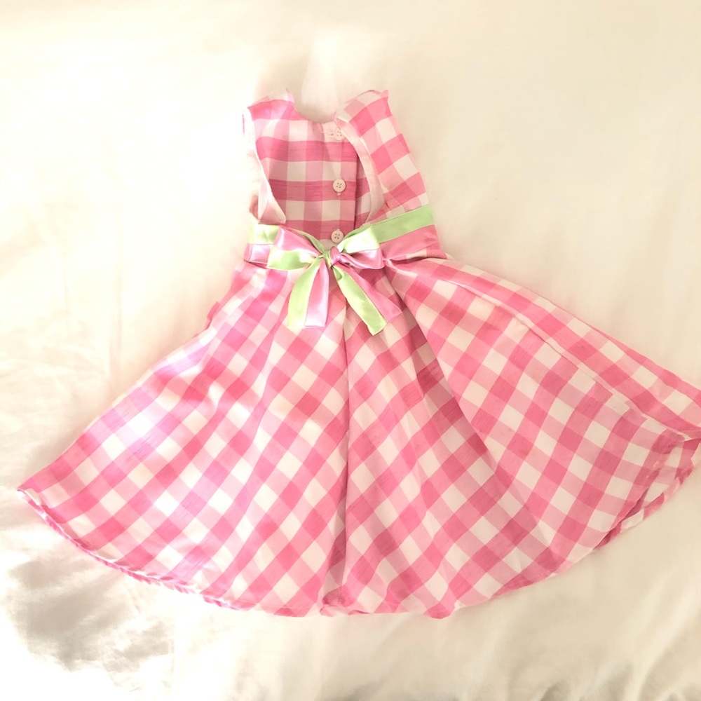 beautiful dress - Picture 2 of 4